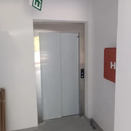 3 شقة كونييتش